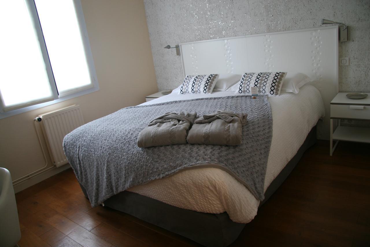 Les Suites Champenoises Tinqueux Bagian luar foto