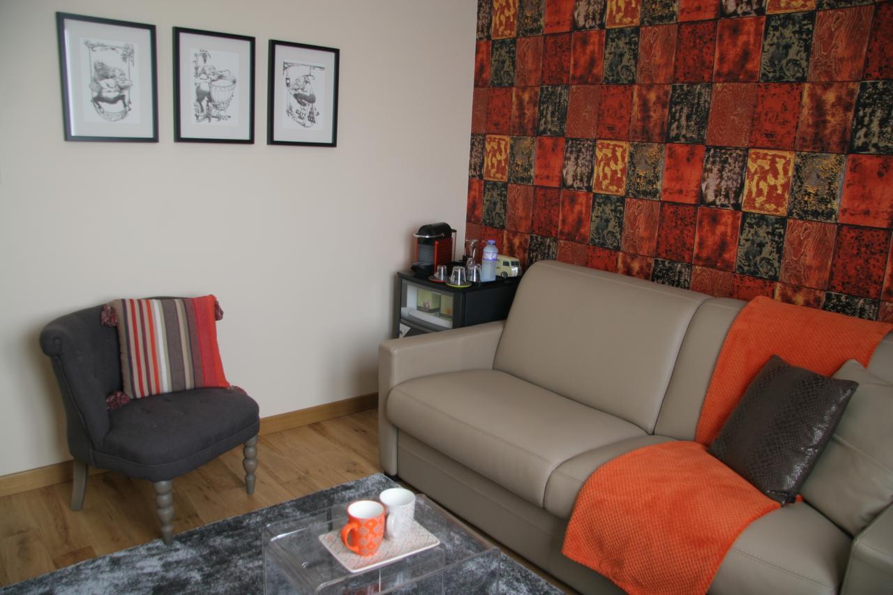 Les Suites Champenoises Tinqueux Bagian luar foto
